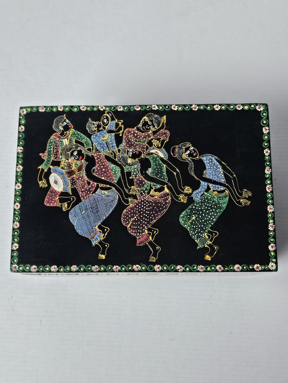 Vintage Chiang Mai Thailand Wooden Musical Jewelry Box Hand Painted Dancers
